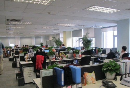 哪家化妝培訓(xùn)學(xué)校好？徽尚化妝培訓(xùn)學(xué)校值得關(guān)注:化妝培訓(xùn)